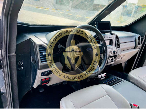 Ford F350 Apc - Image 5