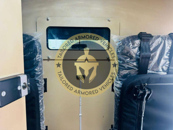 Armoured  TLC 79 Single Cabin CIT - Image 4