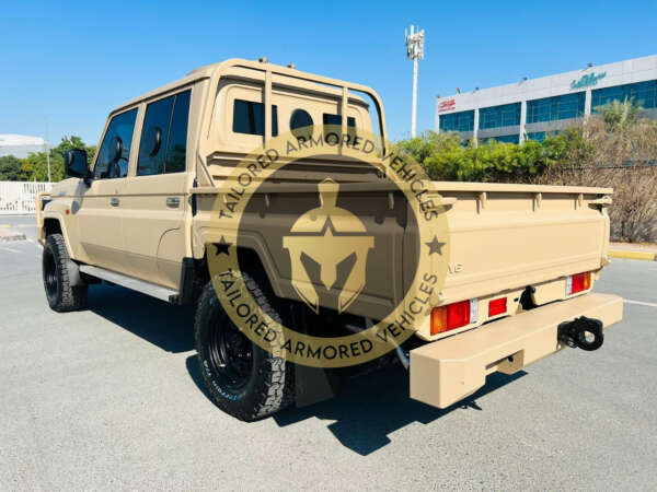 Armoured 79 Double Cabin Pick Up - Image 2